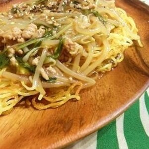 ひき肉ともやしのあんかけ焼きそば